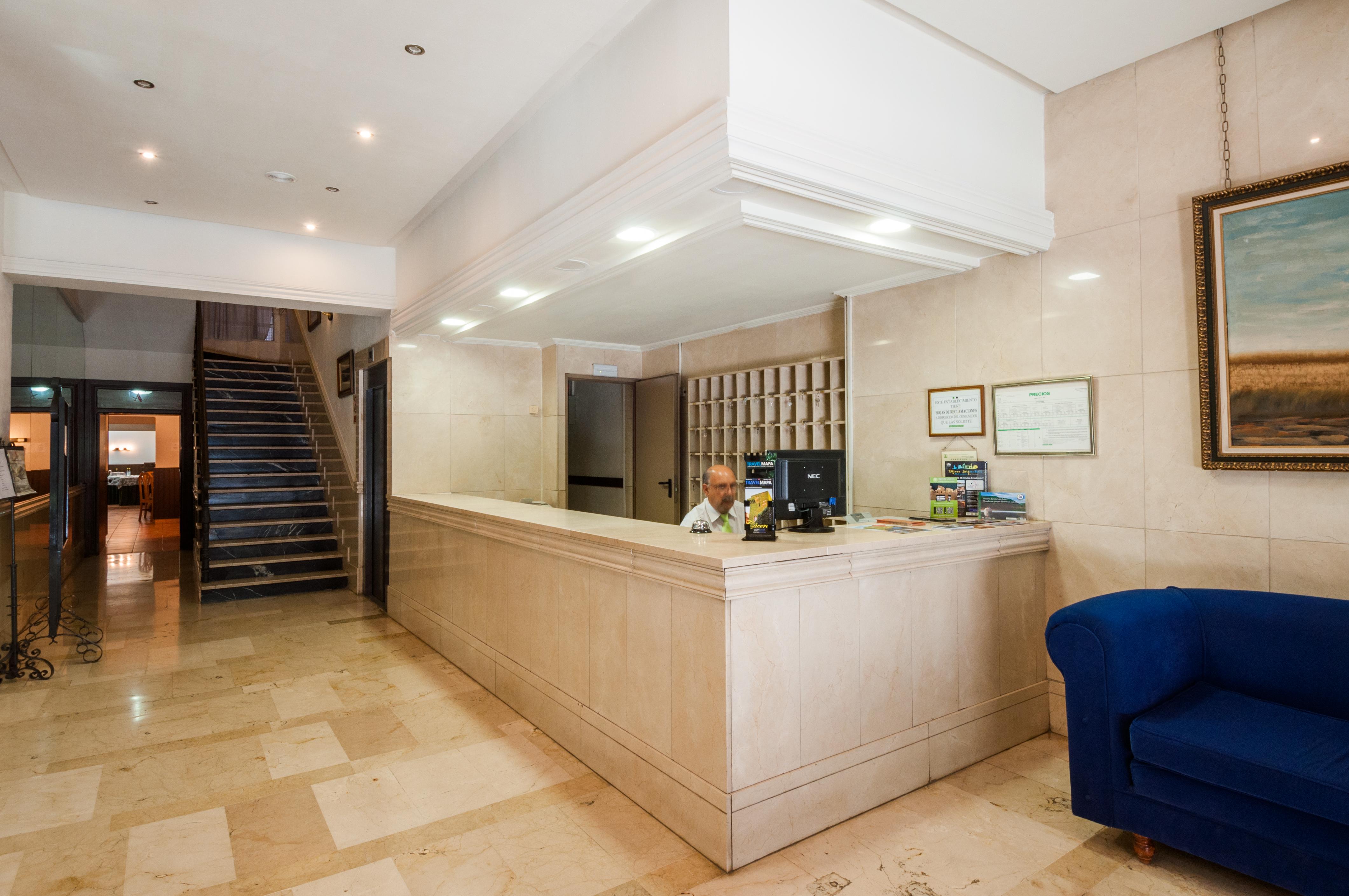Hotel Alcantara Caceres Exterior photo