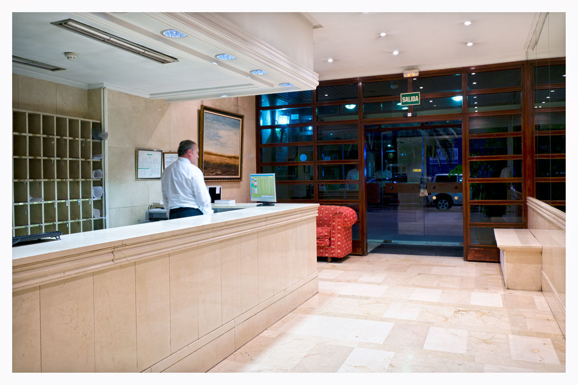 Hotel Alcantara Caceres Exterior photo